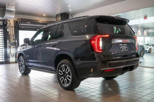 2024 GMC Yukon 4WD AT4