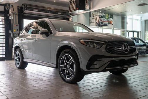 2025 Mercedes-Benz GLC 300 4MATIC