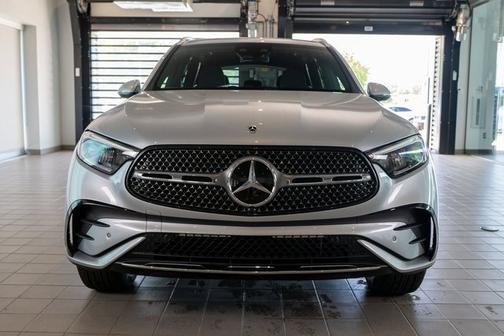 2025 Mercedes-Benz GLC 350e Base
