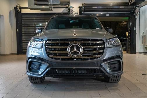 2025 Mercedes-Benz GLS 450