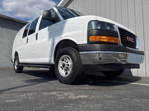2022 GMC Savana 2500 Work Van