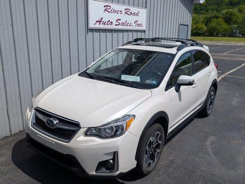 Crystal White Pearl 2016 Subaru Crosstrek 2.0i Limited