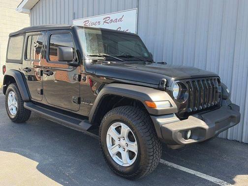 Black 2022 Jeep Wrangler Unlimited Sport