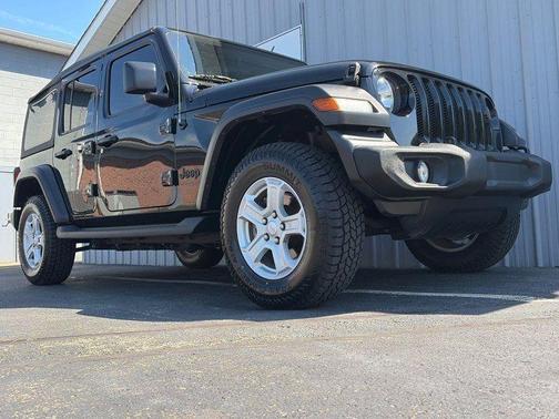 Black 2022 Jeep Wrangler Unlimited Sport