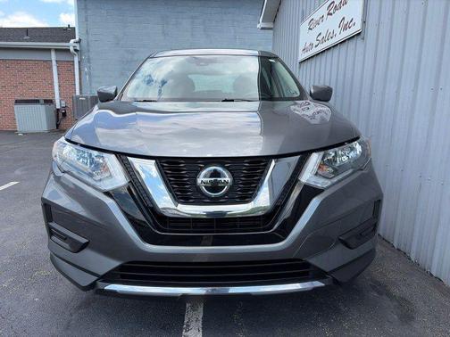 Gun Metallic 2019 Nissan Rogue S