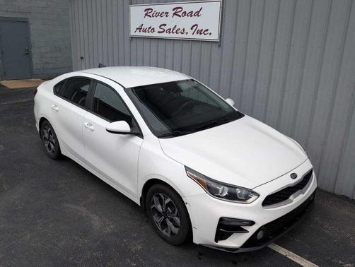White 2020 Kia Forte LXS