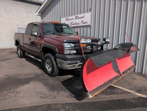 2003 Chevrolet Silverado 2500 LS H/D Extended Cab
