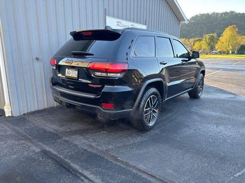 2021 Jeep Grand Cherokee Trailhawk