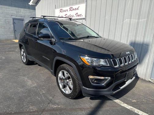Black 2018 Jeep Compass Limited