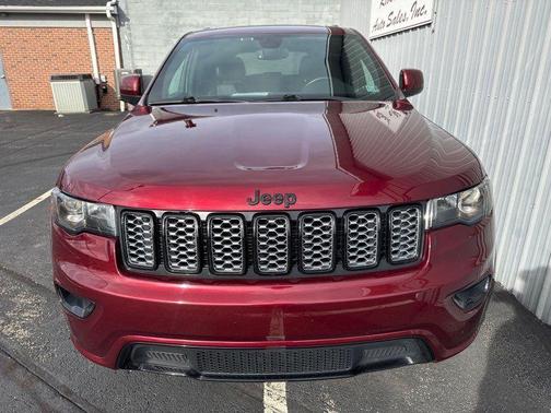 2020 Jeep Grand Cherokee Laredo