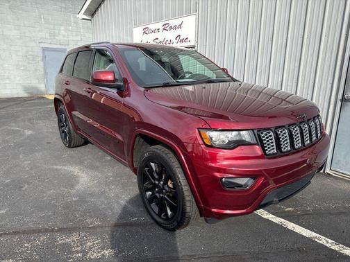 2020 Jeep Grand Cherokee Laredo