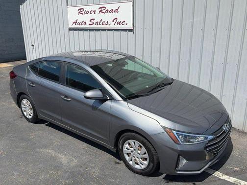 Machine Gray 2019 Hyundai ELANTRA SE