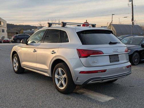 2022 Audi Q5 40 Premium