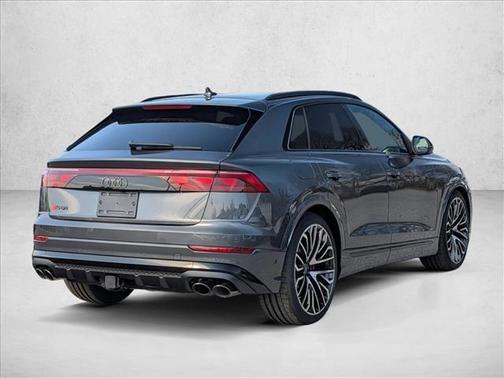Daytona Gray Pearl Effect 2026 Audi SQ8 4.0T Prestige