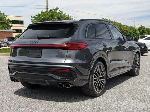 2025 Audi SQ5 3.0T Premium Plus