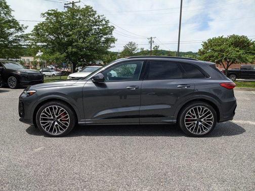 2025 Audi SQ5 3.0T Premium Plus