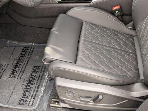 2025 Audi SQ5 3.0T Premium Plus