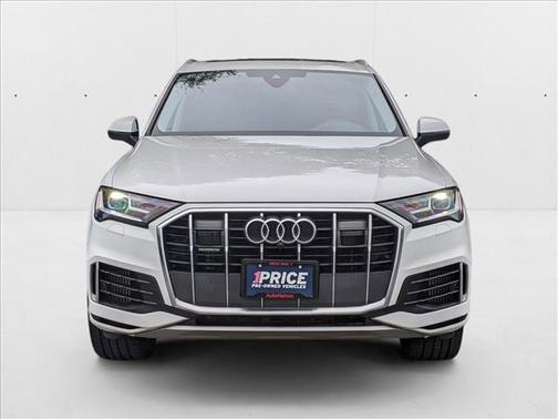 2023 Audi Q7 55 Premium Plus