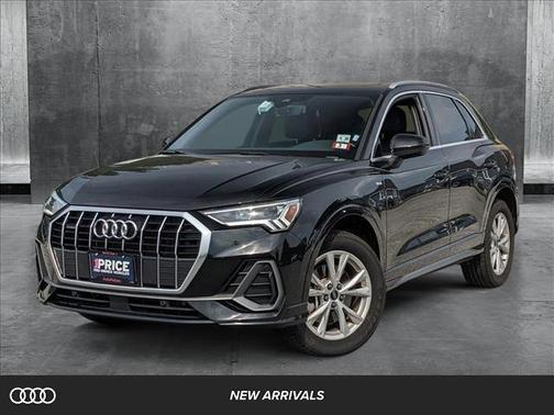 2024 Audi Q3 Premium 45 TFSI S line quattro Tiptronic