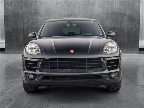 2018 Porsche Macan Base