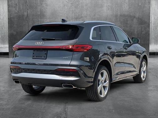 2025 Audi Q5 Premium Plus