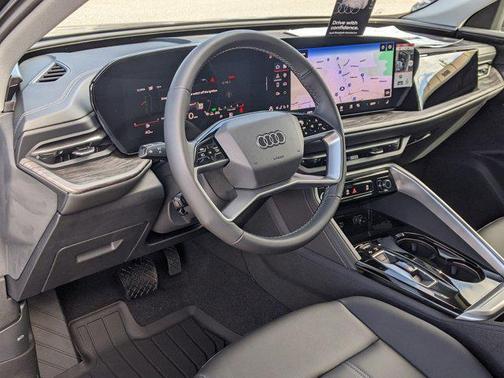 2025 Audi Q5 Premium