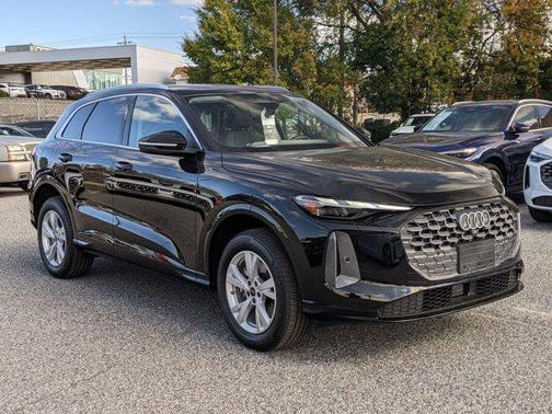 2025 Audi Q5 Premium