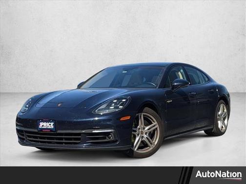 2018 Porsche Panamera 4
