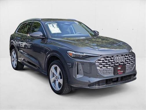 2025 Audi Q5 Premium Plus