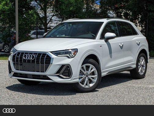 2025 Audi Q3 45 S line Premium Plus
