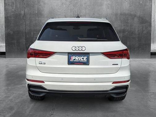 2022 Audi Q3 45 S line Premium Plus