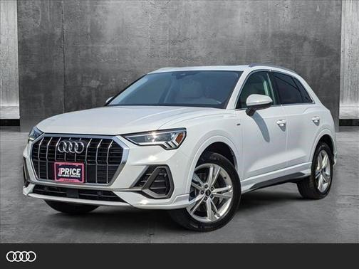2022 Audi Q3 45 S line Premium Plus