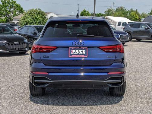 2022 Audi Q3 45 S line Premium