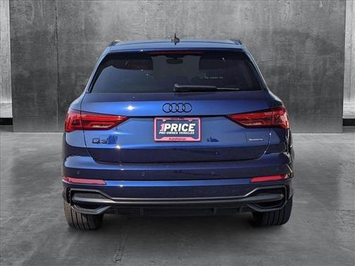 2022 Audi Q3 45 S line Premium