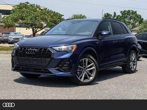 2022 Audi Q3 45 S line Premium
