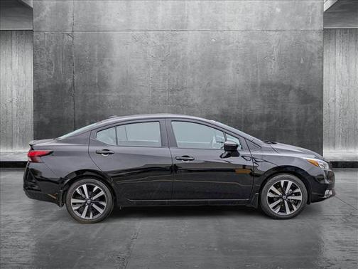 2021 Nissan Versa 1.6 S
