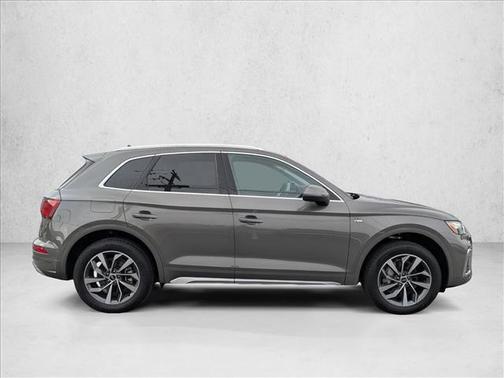 2025 Audi Q5 45 S line Premium Plus