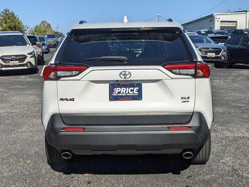 2020 Toyota RAV4 XLE