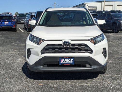 2020 Toyota RAV4 XLE
