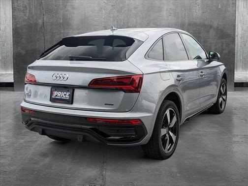 2022 Audi Q5 45 S line Premium Plus