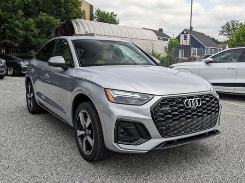 2022 Audi Q5 45 S line Premium Plus