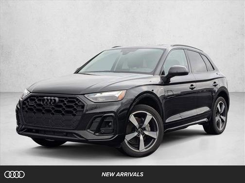 2023 Audi Q5 45 S line Premium Plus