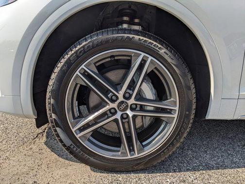 2025 Audi Q5 55 S line Premium Plus