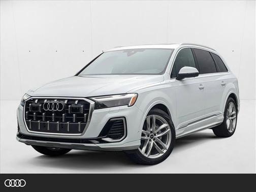 2025 Audi Q7 55 Premium Plus
