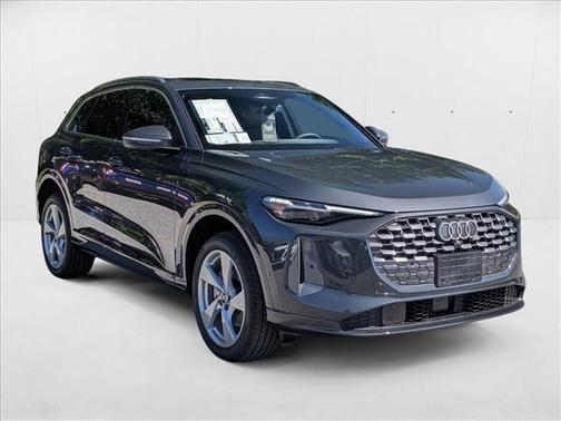 2025 Audi Q5 Premium Plus