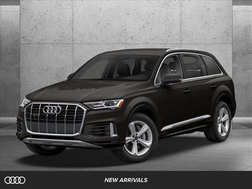 2022 Audi Q7 45 Premium Plus