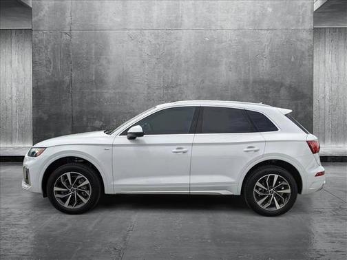 2025 Audi Q5 45 S line Premium