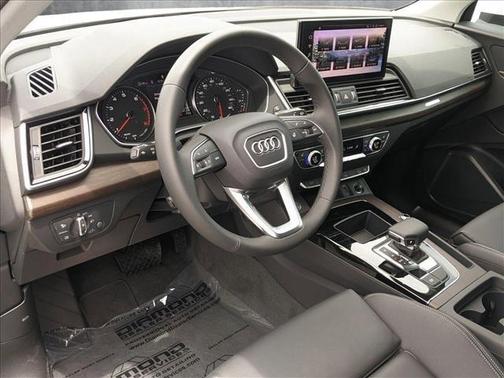 2025 Audi Q5 45 S line Premium