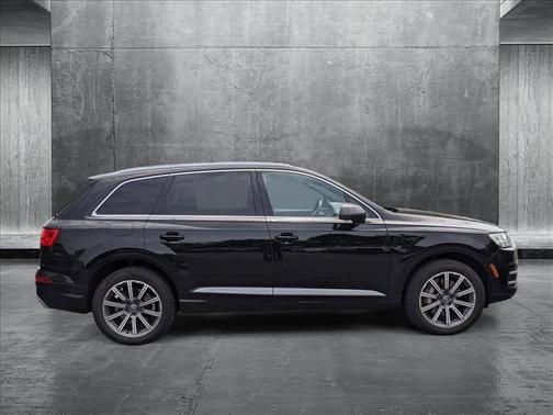 2019 Audi Q7 45 Premium Plus