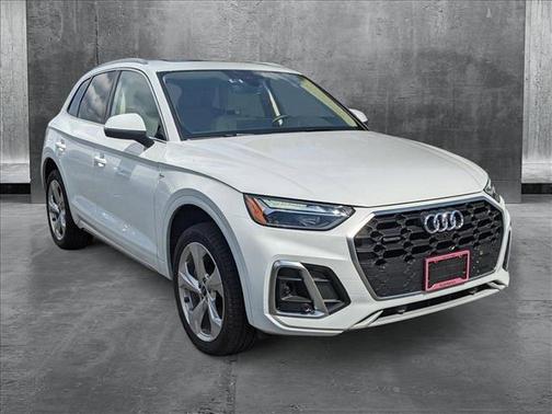 2025 Audi Q5 45 S line Premium Plus